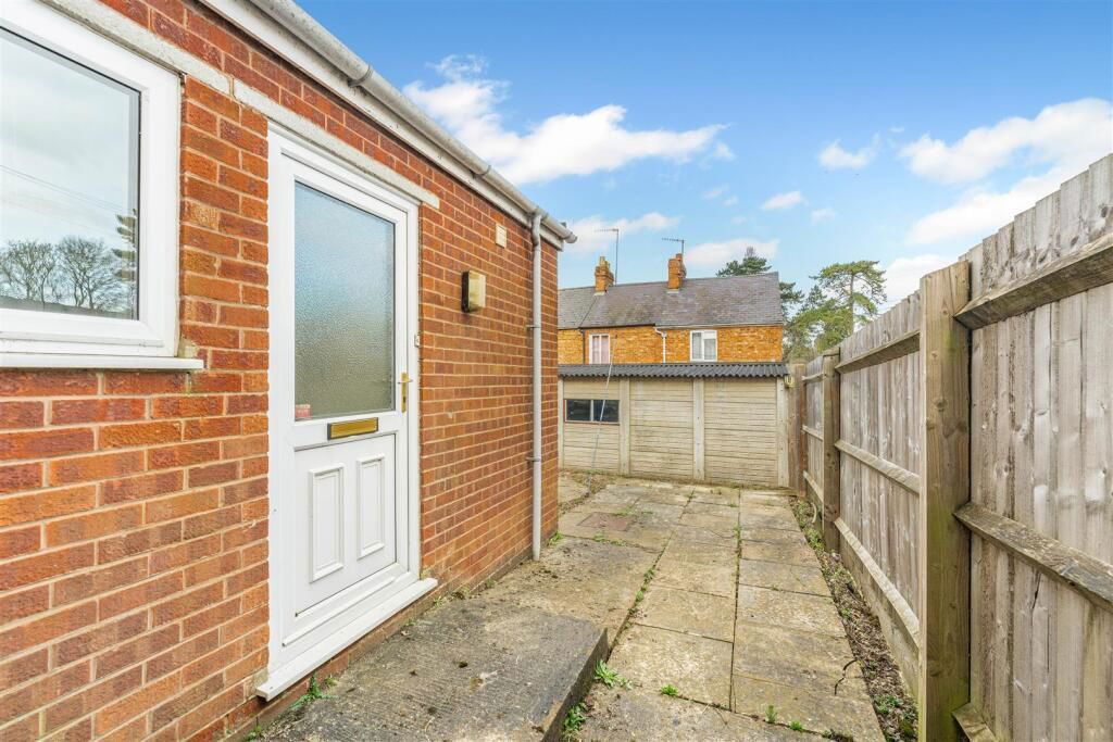 Additional image 15 of 4 bed flat for saleBroughton Road, Banbury OX16