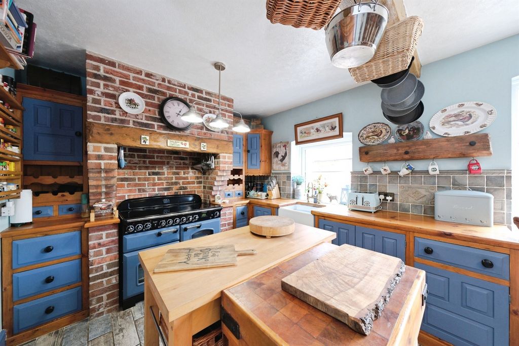 Additional image 2 of 3 bed barn conversion for saleBrooklet Farm, Castle Donington, Derby DE74