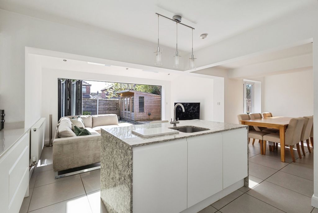 Additional image 6 of 4 bed semi-detached house for saleHarmol Grove, Ashton-Under-Lyne, Greater Manchester OL7