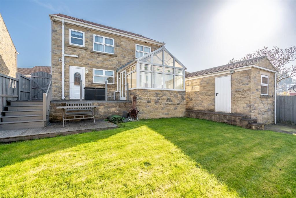 Additional image 20 of 4 bed detached house for saleBlue Hill Lane, Wortley, Leeds LS12