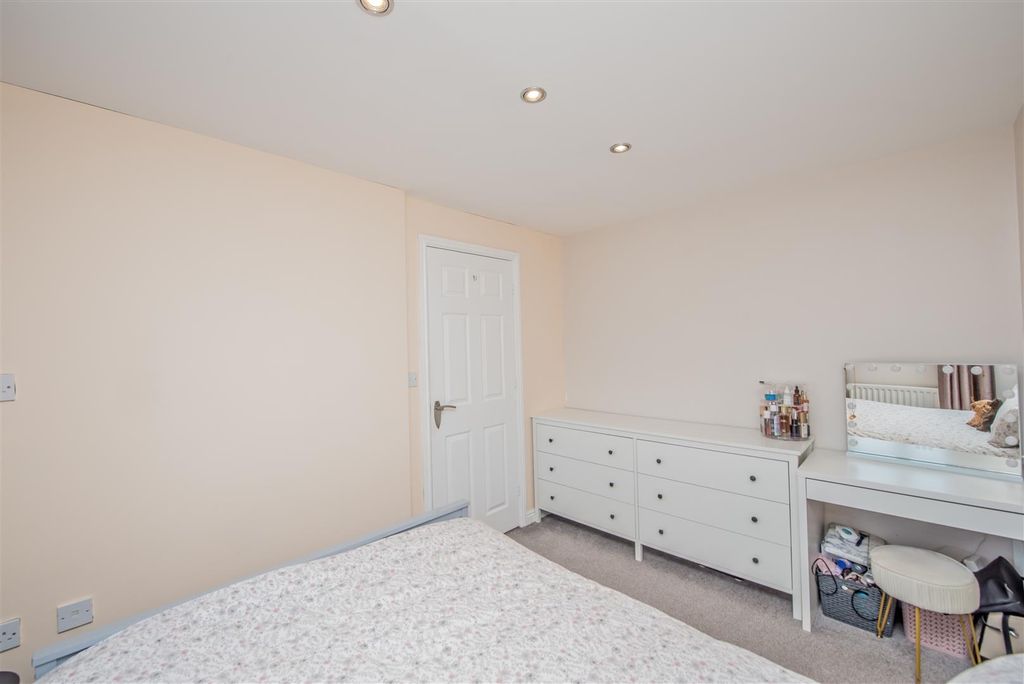 Additional image 17 of 3 bed semi-detached house for saleWindmill Court, Lower Wortley, Leeds LS12