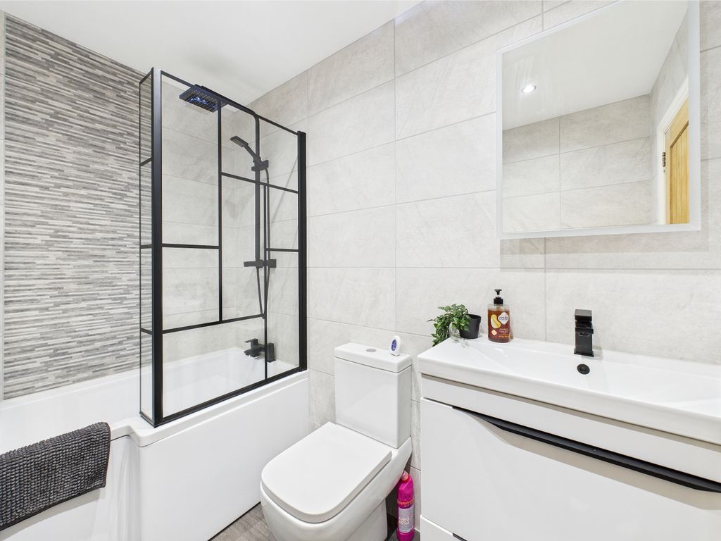 Additional image 17 of 4 bed terraced house for salePark Square, Ashton-Under-Lyne OL6