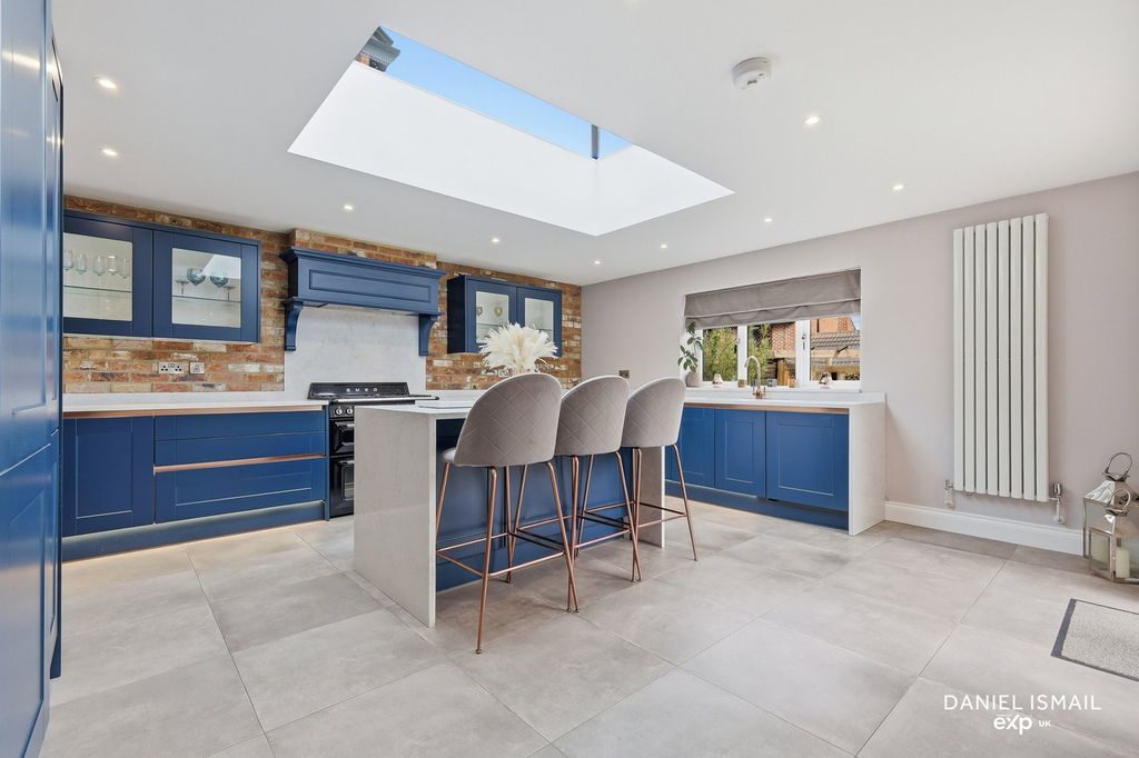 Additional image 11 of 4 bed detached house for saleThe Lindens, Langdon Hills, Basildon SS16