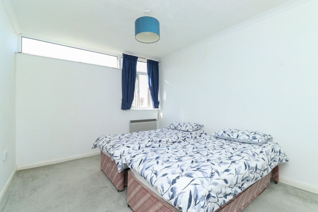 Additional image 9 of 2 bed flat for saleBeach Avenue, Birchington, Kent CT7