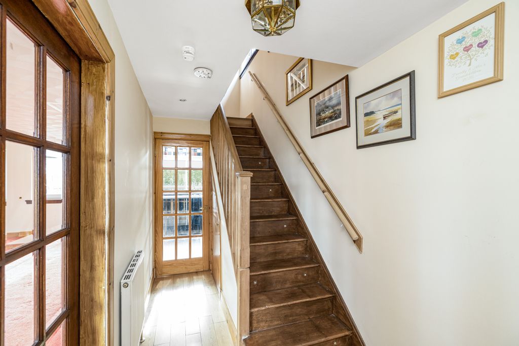 Additional image 9 of 3 bed semi-detached house for sale6 Threipmuir Place, Balerno, Edinburgh EH14