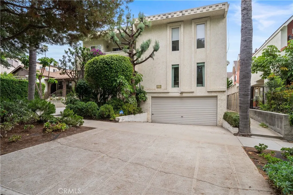 923 17th St Unit 4, Santa Monica, CA 90403