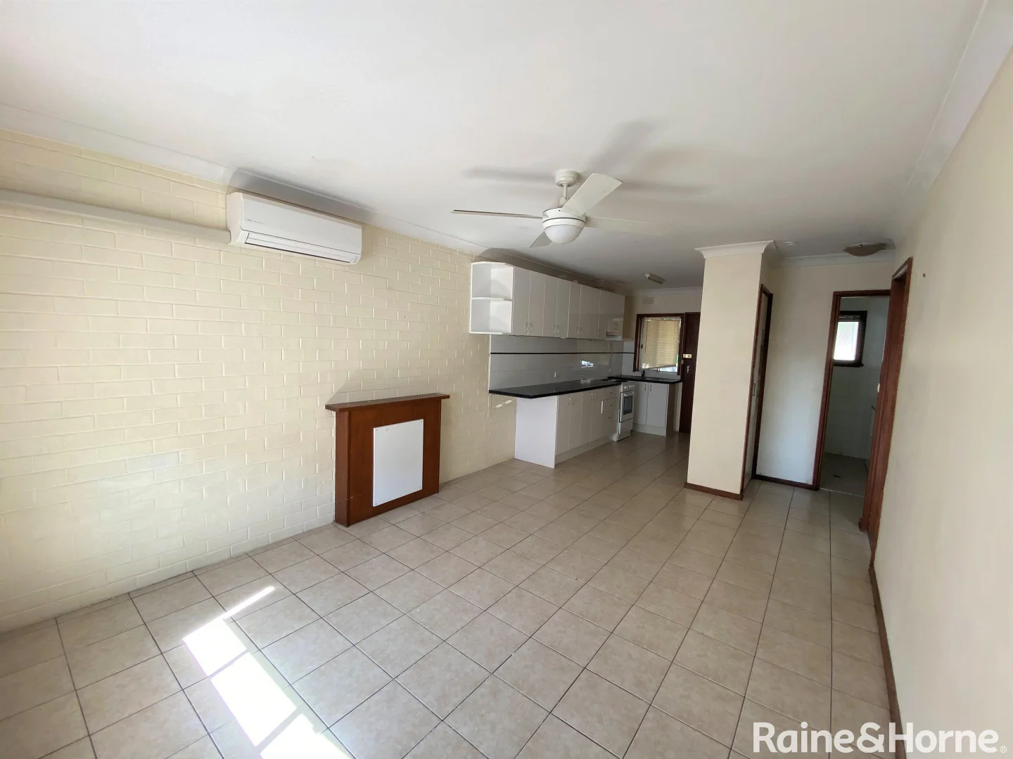 Additional image 2 of 2/6 Joyes Place, Tolland NSW 2650