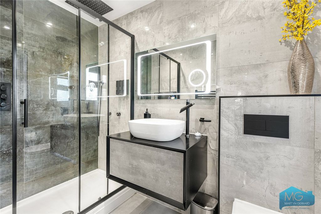 Additional image 24 of 6 bed detached house for saleWylo Drive, Arkley, Barnet EN5