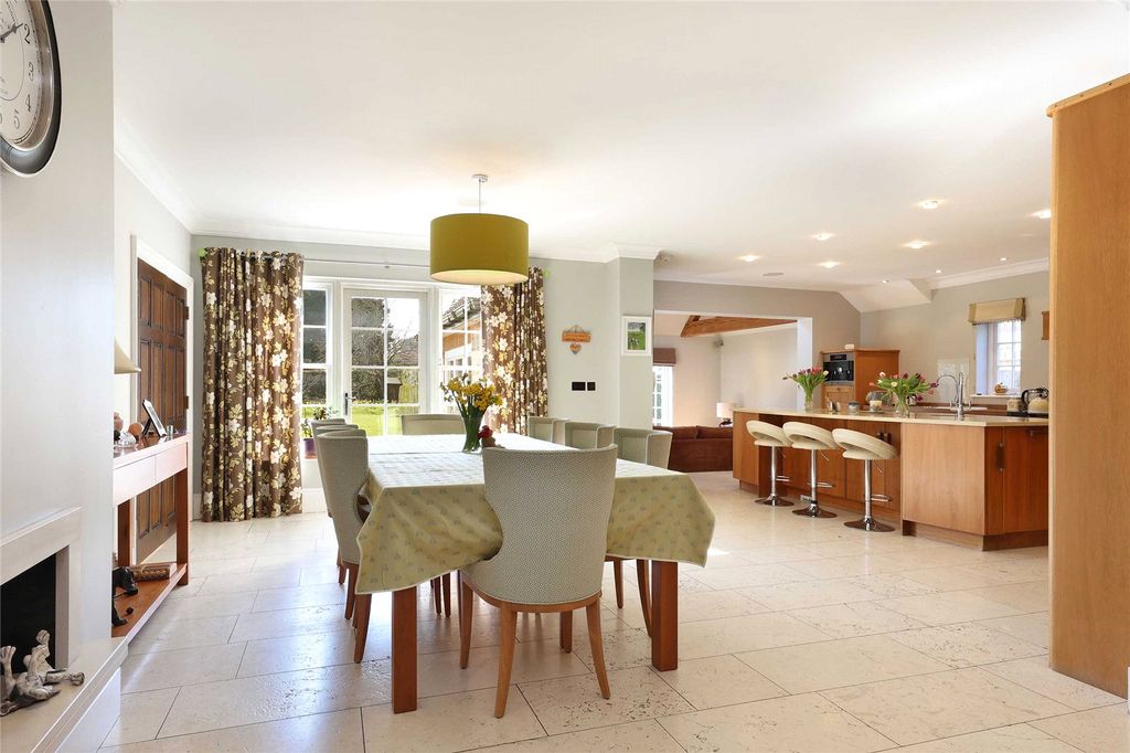 Additional image 5 of 6 bed detached house for salePenn Road, Beaconsfield, Buckinghamshire HP9