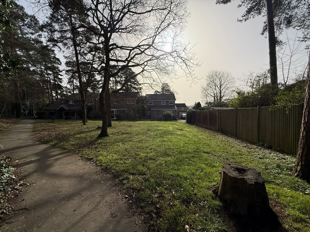 Land for saleYockley Close, Camberley GU15
