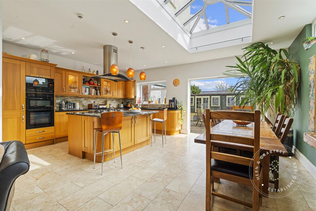 Additional image 4 of 4 bed detached house for salePencisely Crescent, Llandaff, Cardiff CF5