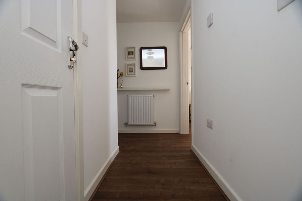 Additional image 6 of 2 bed flat for saleNeptune Road, Barry CF62