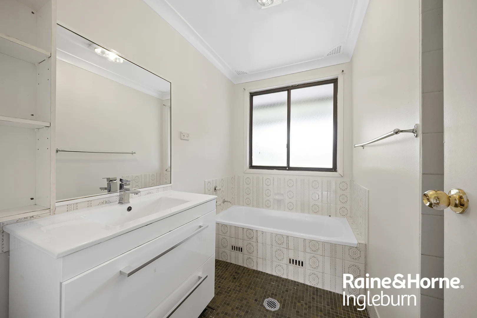 Additional image 4 of 12 Balimo Place, Glenfield NSW 2167