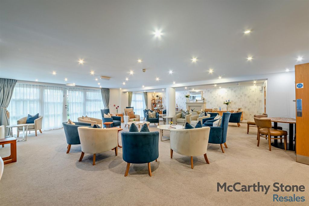 Additional image 18 of 2 bed flat for saleLady Susan Court, New Road, Basingstoke RG21