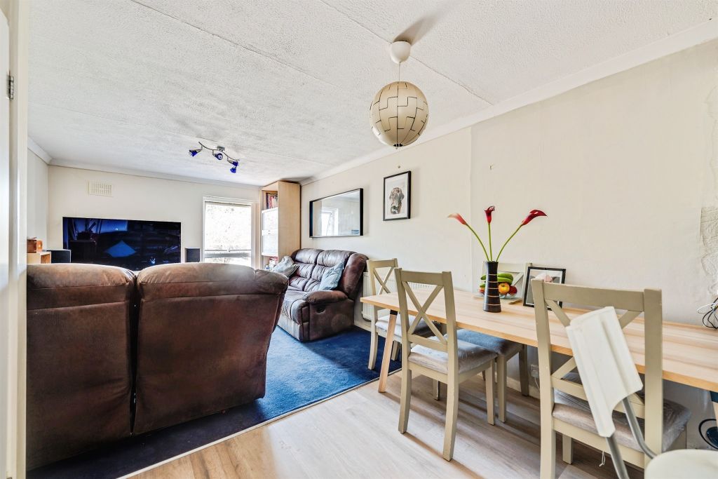 Additional image 8 of 3 bed flat for saleBesselsleigh Road, Wootton, Abingdon OX13