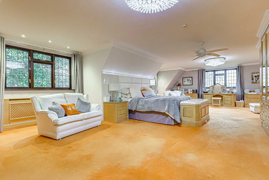 Additional image 36 of 4 bed detached house for saleVicarage Hill, Benfleet SS7