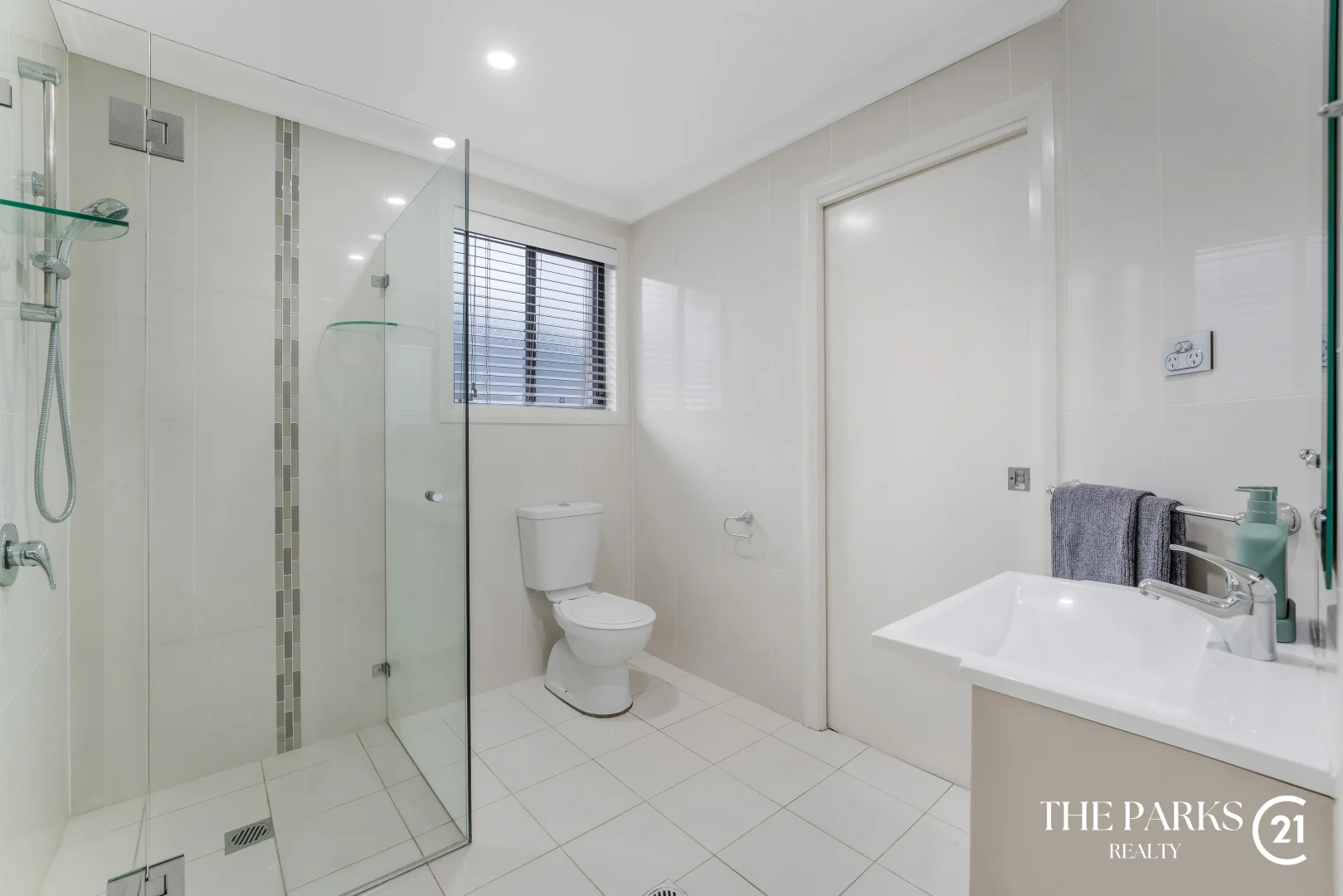 Additional image 19 of 20 Broadbent Avenue, Middleton Grange NSW 2171
