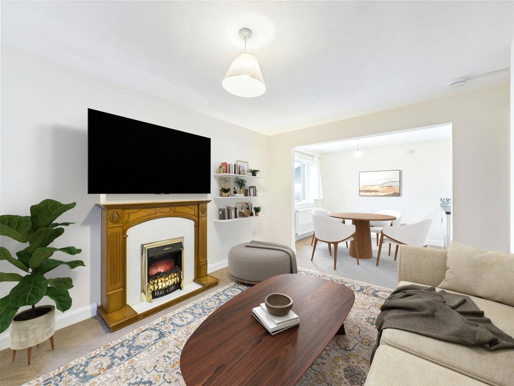 2 bed flat for saleLanark Road, Juniper Green, Midlothian EH14 photo 2