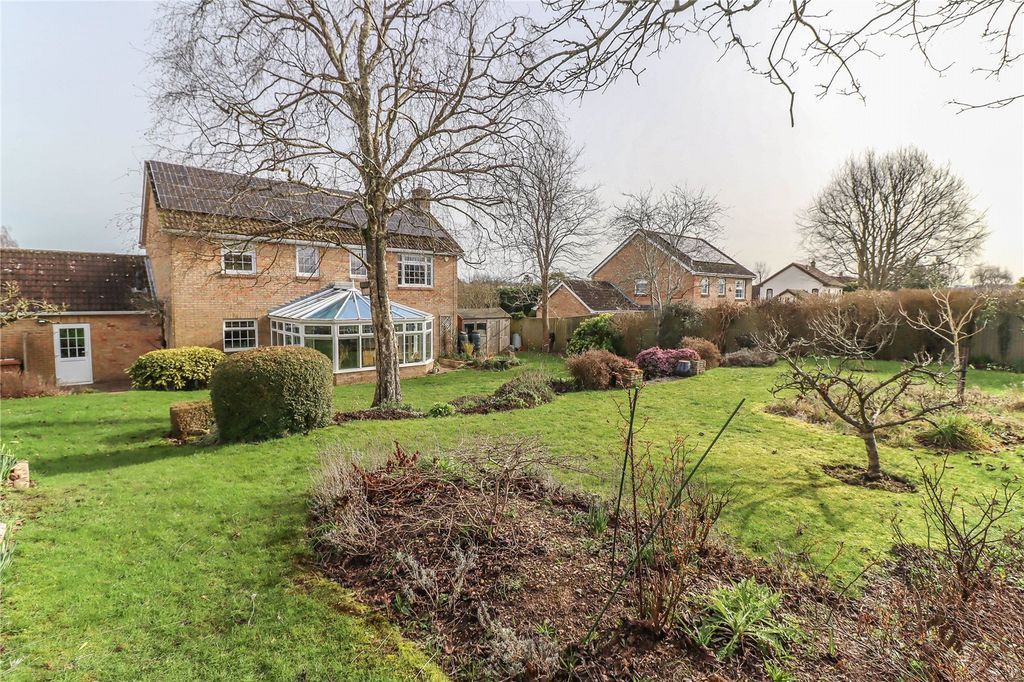 Additional image 14 of 4 bed detached house for saleBurdock Close, Goodworth Clatford, Andover, Hampshire SP11
