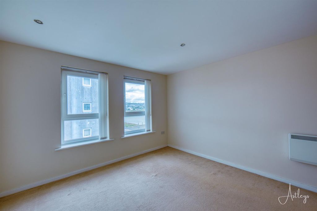Additional image 12 of 3 bed flat for salePentre Doc Y Gogledd, Llanelli SA15