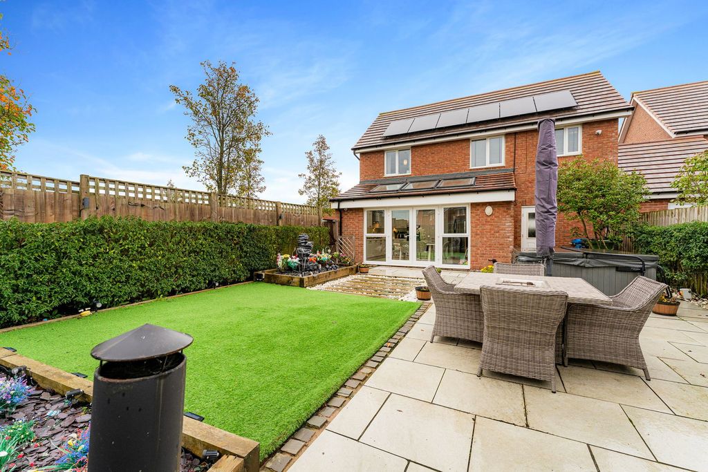 Additional image 38 of 3 bed detached house for saleOld Coach Road, Runcorn WA7