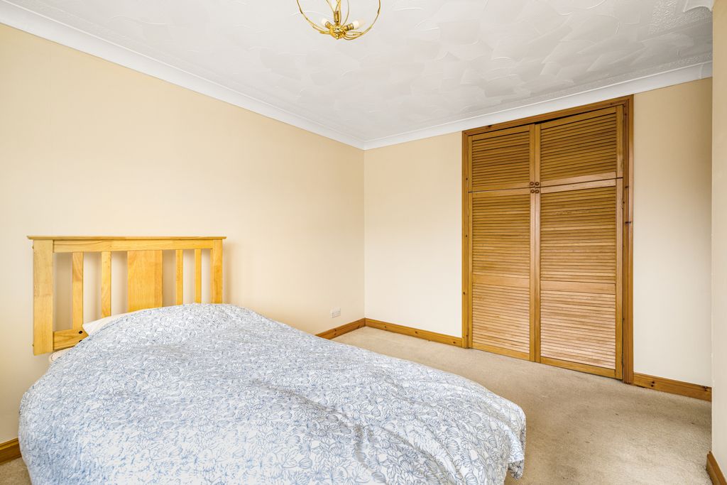 Additional image 11 of 3 bed semi-detached house for sale6 Threipmuir Place, Balerno, Edinburgh EH14