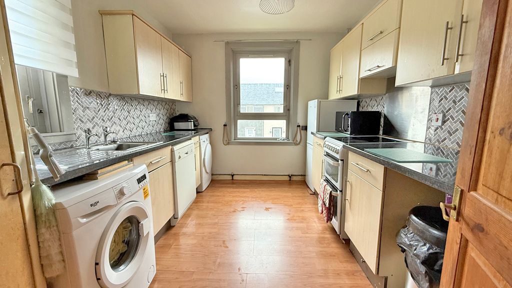 Additional image 4 of 3 bed flat for saleCarn Dearg Road, Fort William PH33