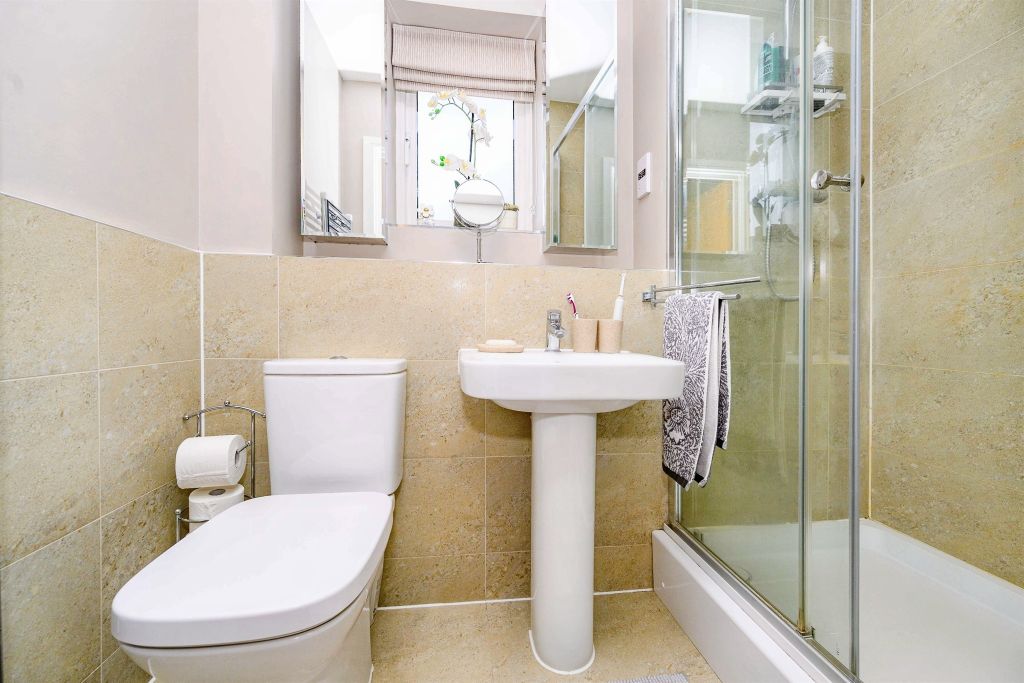 Additional image 3 of 4 bed semi-detached house for saleSouth Way, Abbots Langley WD5