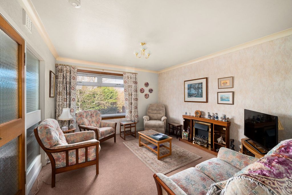 Additional image 2 of 3 bed semi-detached house for sale27 Westfield Crescent, Forfar DD8