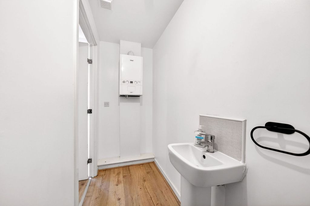 Additional image 14 of 2 bed terraced house for saleCarter Drive, Edinburgh EH17
