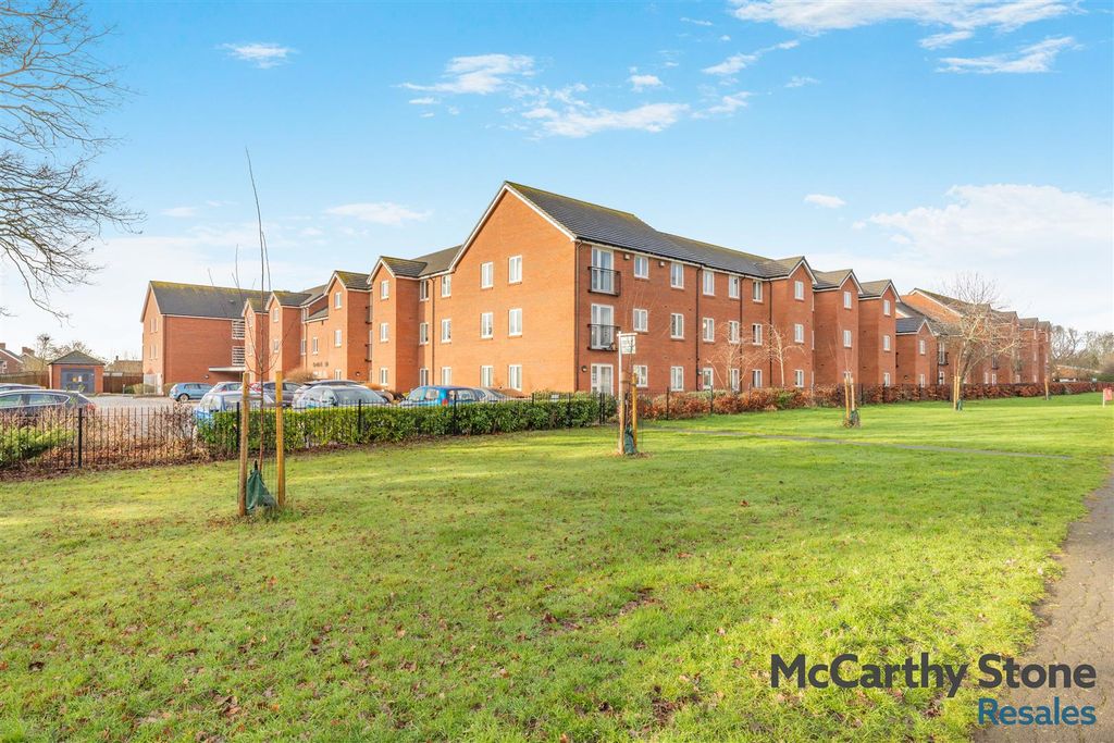 Additional image 18 of 2 bed flat for saleOakhill Place, High View, Bedford, Bedfordshire MK41
