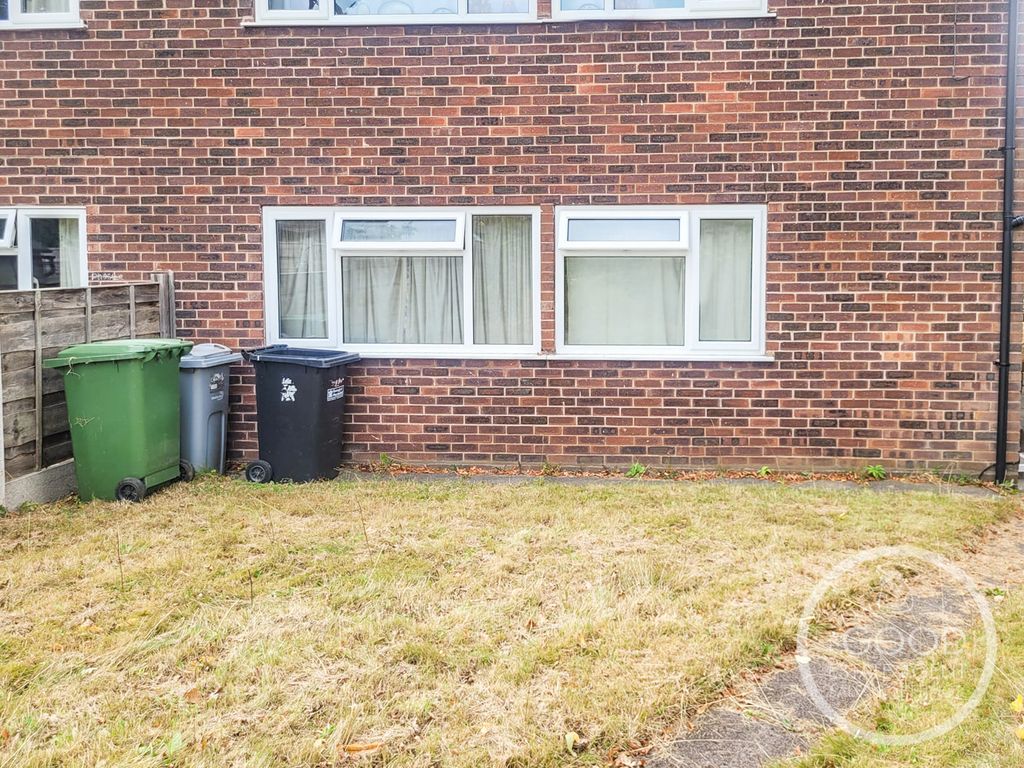 Additional image 5 of 2 bed flat for sale37 Redesmere Drive, Alderley Edge, Cheshire SK9