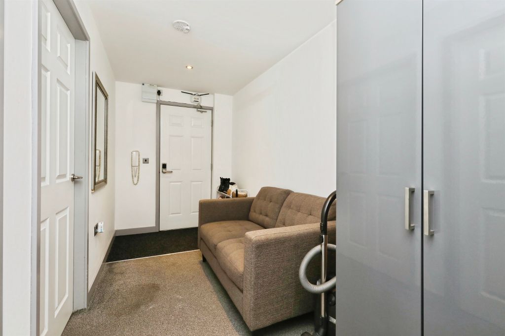 Additional image 11 of 1 bed flat for salePrinces Street, Doncaster DN1
