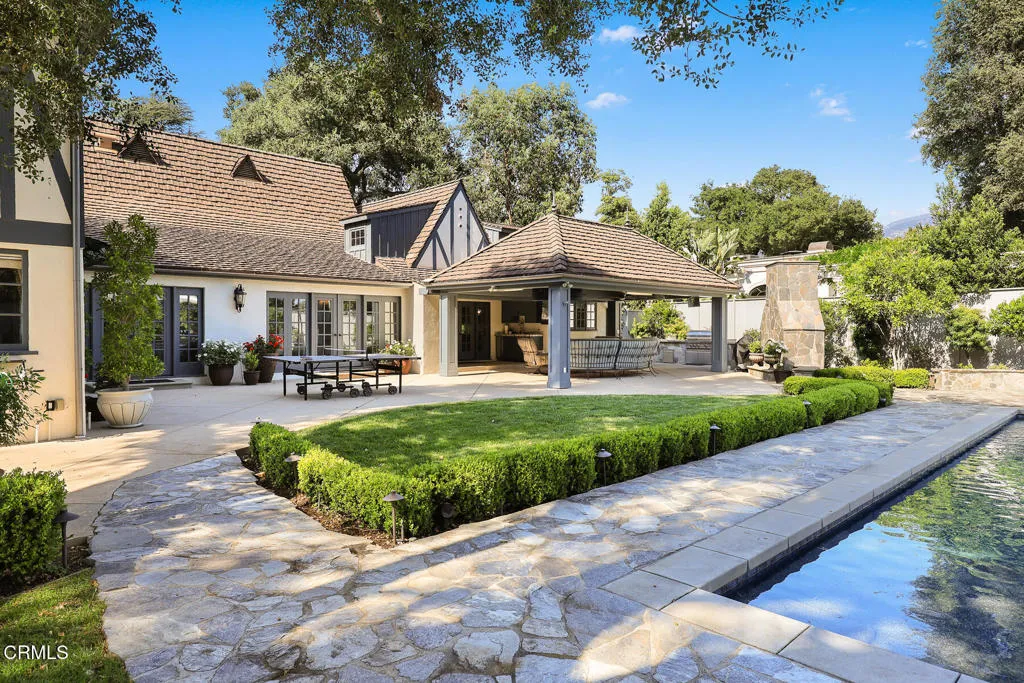 Additional image 133 of 555 Meadow Grove Street, La Canada Flintridge, CA 91011