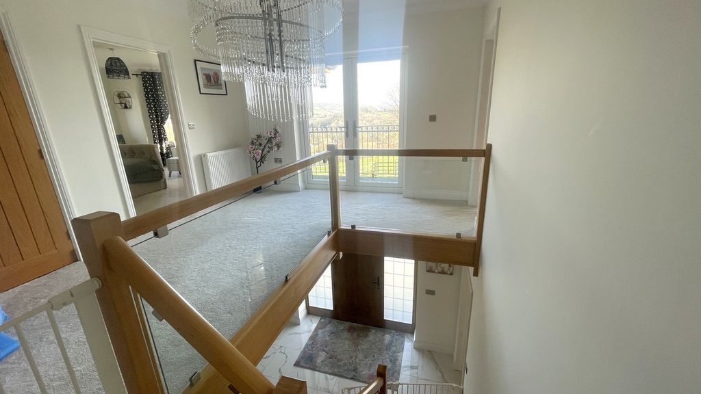 Additional image 11 of 4 bed farm for saleHeol Llanelli, Pontyates SA15