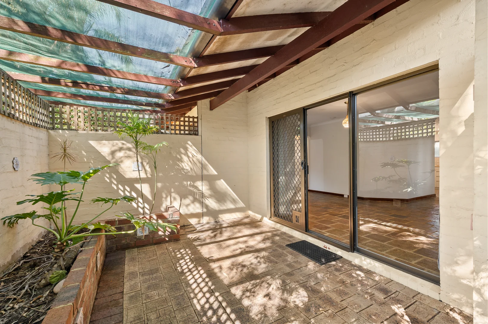 Additional image 18 of 1/114 Petra Street, Bicton WA 6157