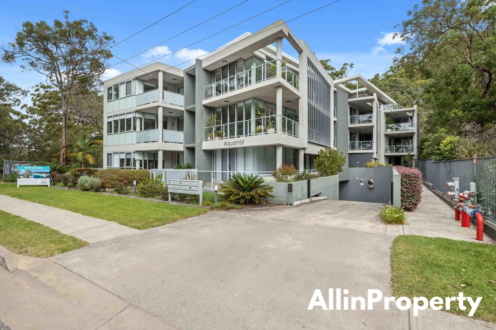 301/2 Murdoch Street, Huskisson NSW 2540