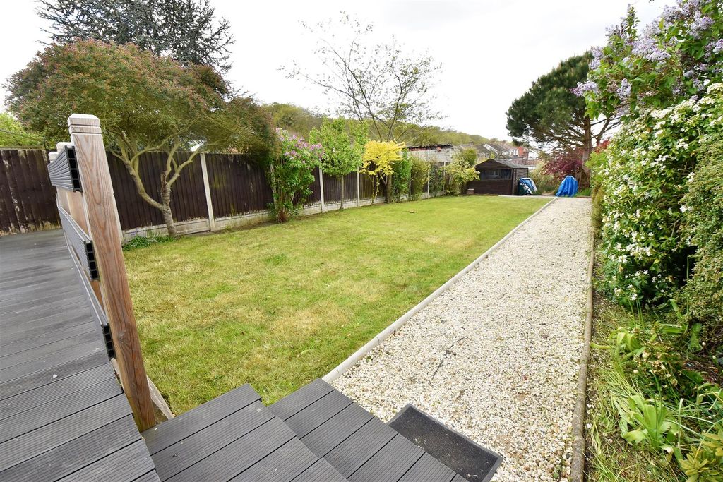 Additional image 10 of 5 bed semi-detached bungalow for saleHadley Road, Belvedere DA17
