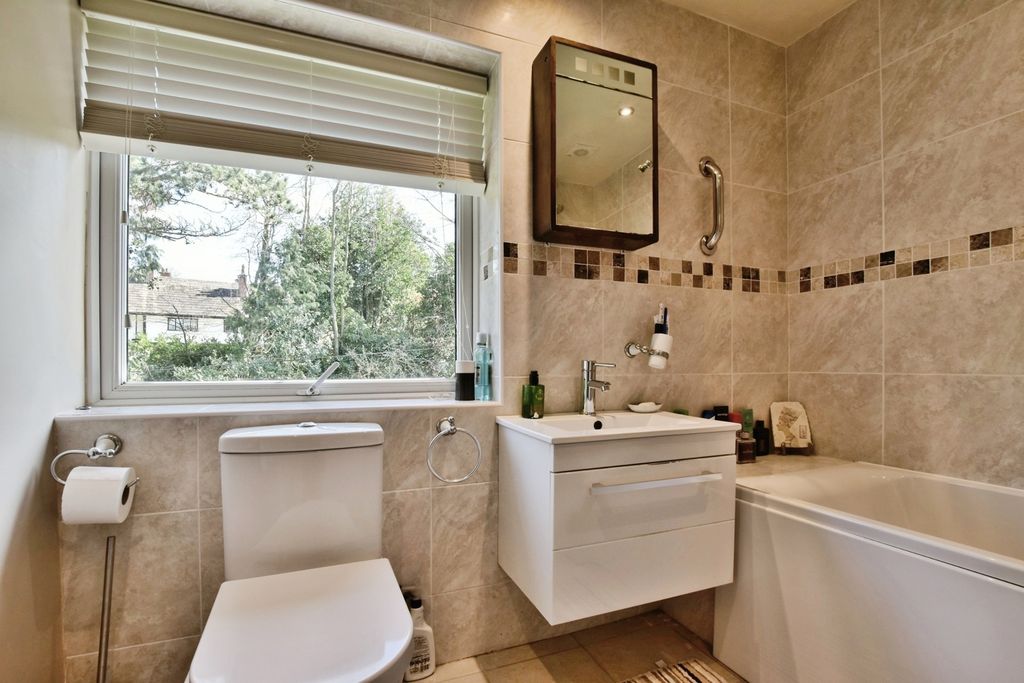 Additional image 18 of 3 bed town house for saleBeechfield Road, Alderley Edge, Cheshire SK9