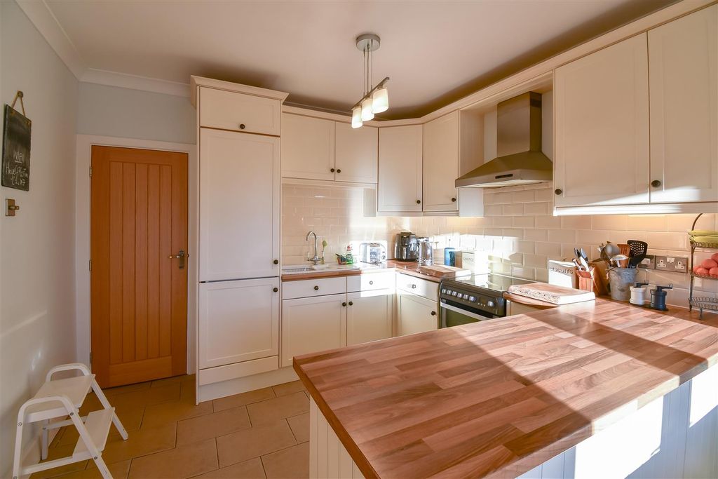 Additional image 38 of 4 bed detached house for saleTrem Y Don, Barry CF62