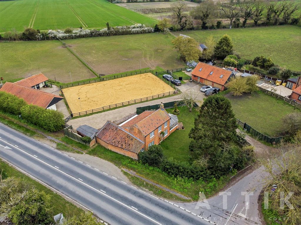 Additional image 9 of 5 bed equestrian for saleBarnaby Green, Wangford, Beccles NR34
