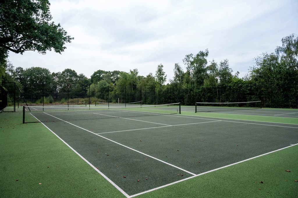 Additional image 15 of 2 bed flat for saleKendrick Drive, Barnet EN4