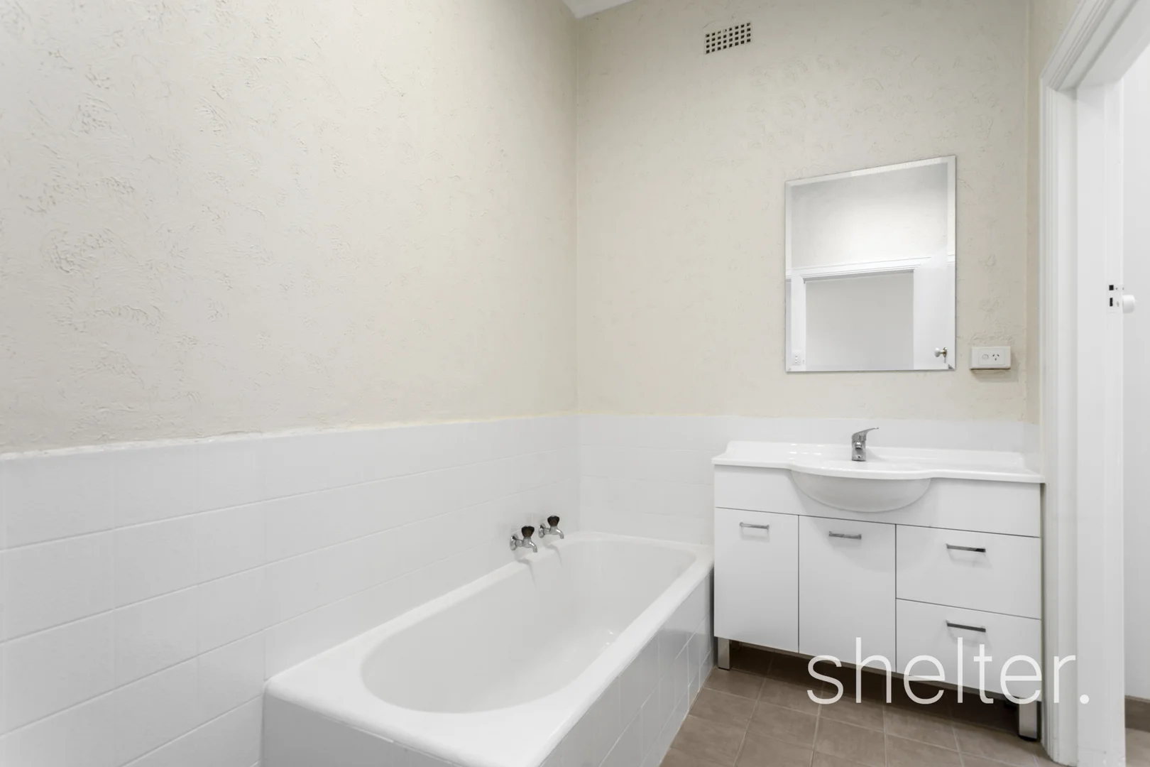 Additional image 4 of 18 Outlook Drive, Camberwell VIC 3124