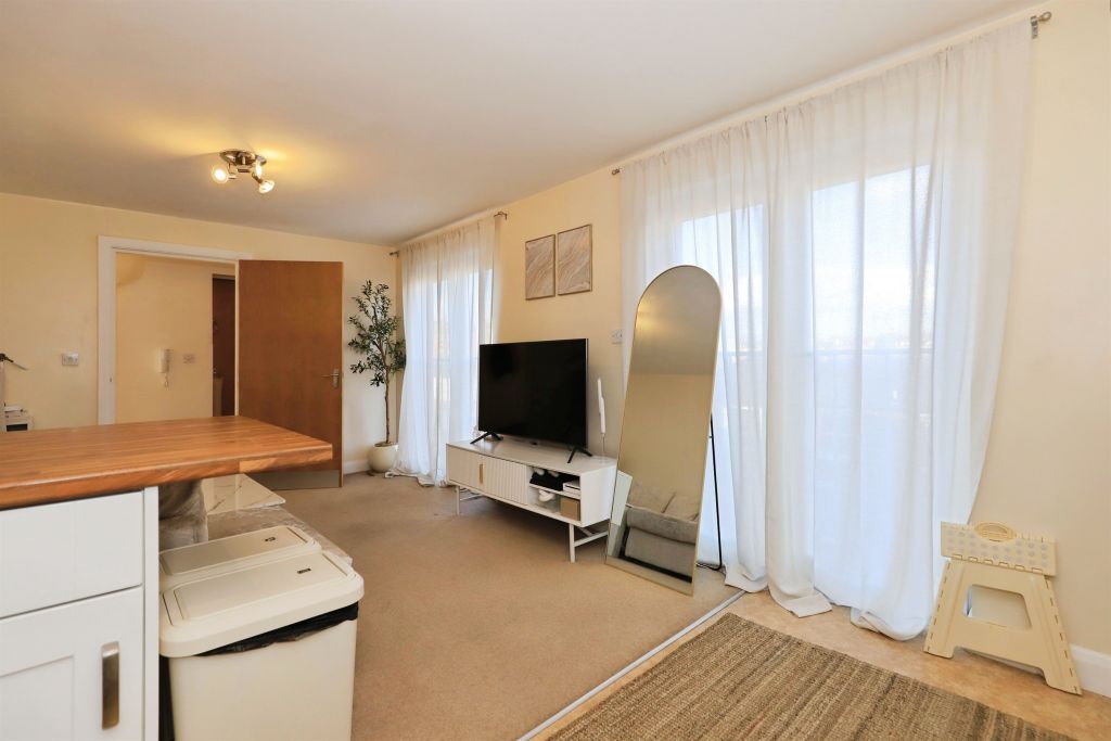 Additional image 3 of 2 bed flat for salePark Lane, Kidderminster DY11