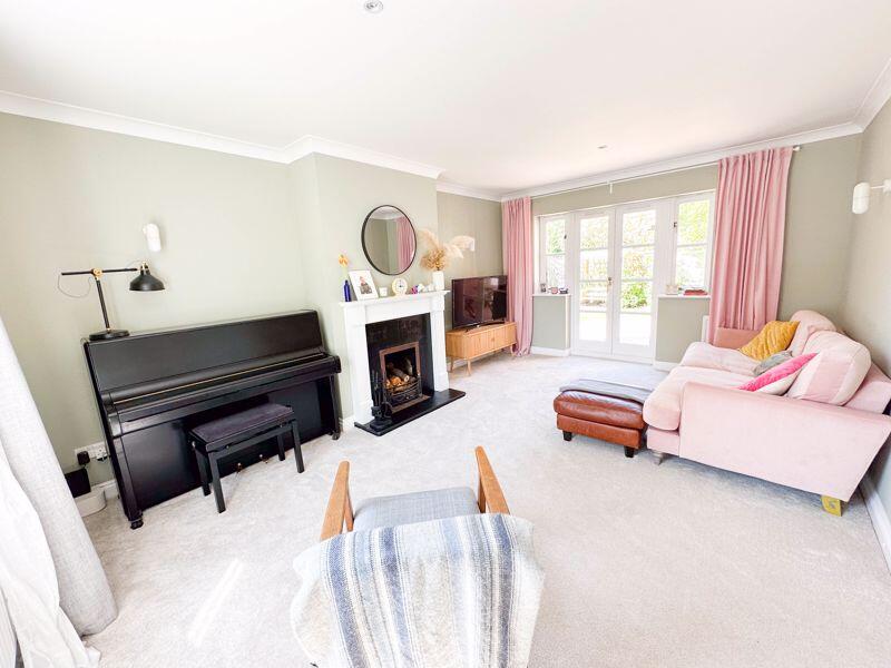 Additional image 11 of Chestnut Parade, Shepton Mallet