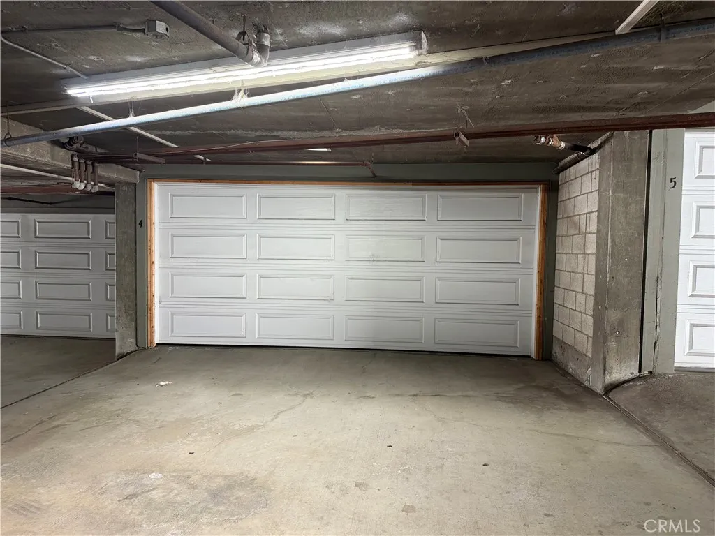 2601 E 19th St Unit 4, Signal Hill, CA 90755