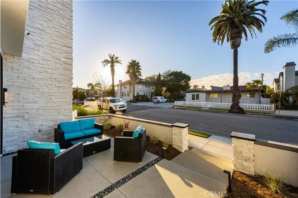 Additional image 35 of 114 2nd St, Seal Beach, CA 90740