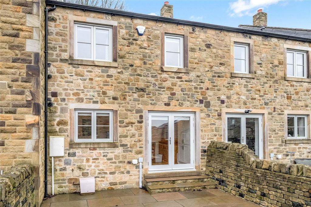 Additional image 28 of 3 bed terraced house for saleBen Lane, Barnoldswick, Lancashire BB18