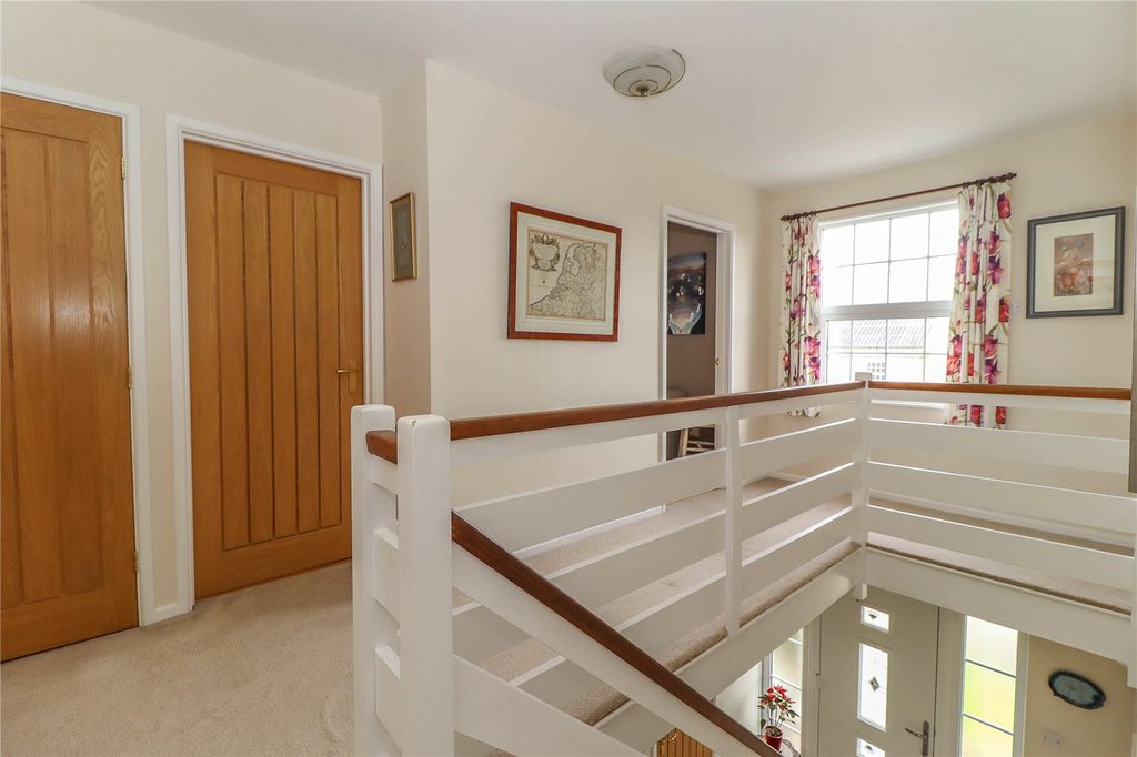 Additional image 9 of 4 bed detached house for saleBurdock Close, Goodworth Clatford, Andover, Hampshire SP11