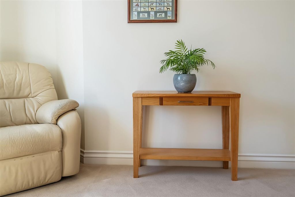 Additional image 6 of 2 bed flat for saleMarlborough Court, The Marld, Ashtead KT21